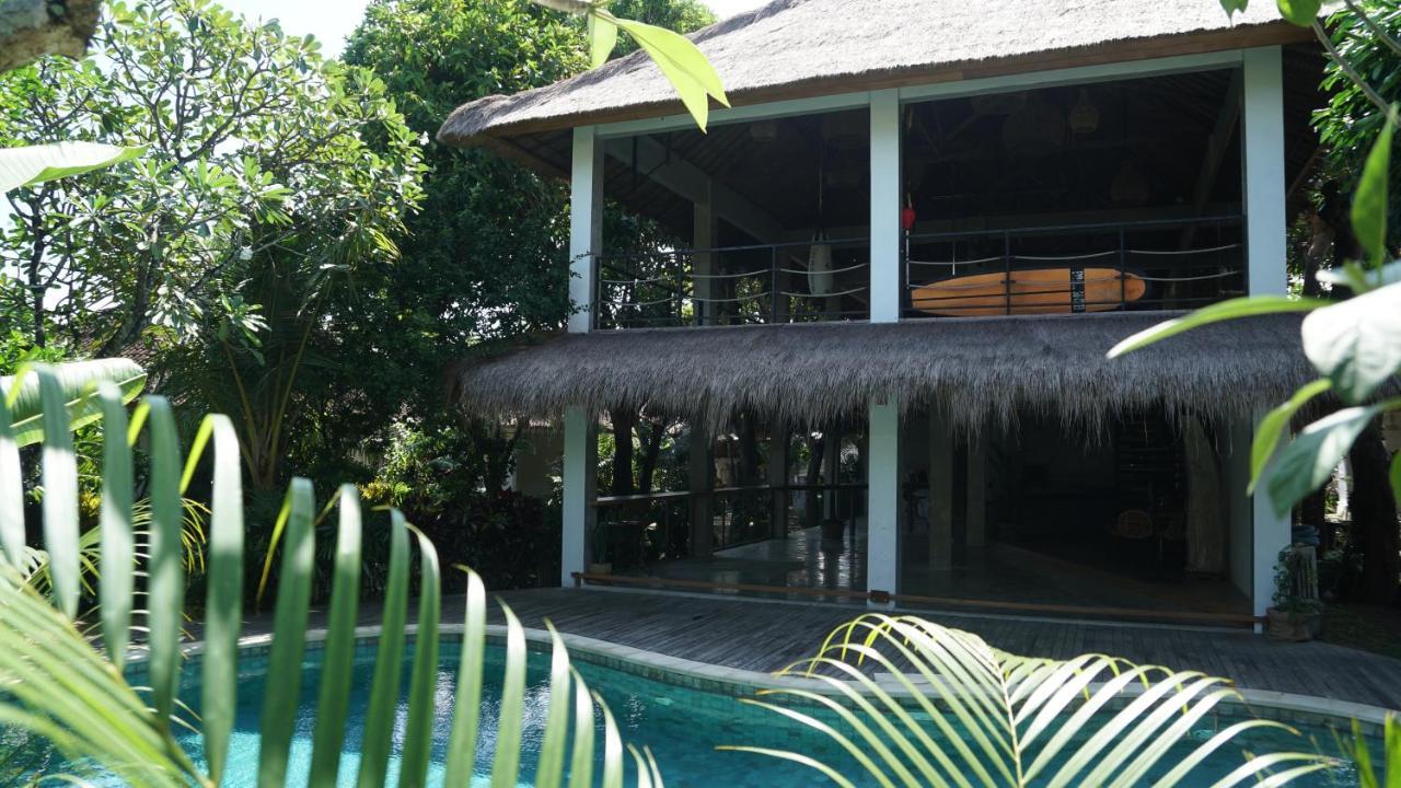 Endless Summer Surf Camp Kuta クタ エクステリア 写真